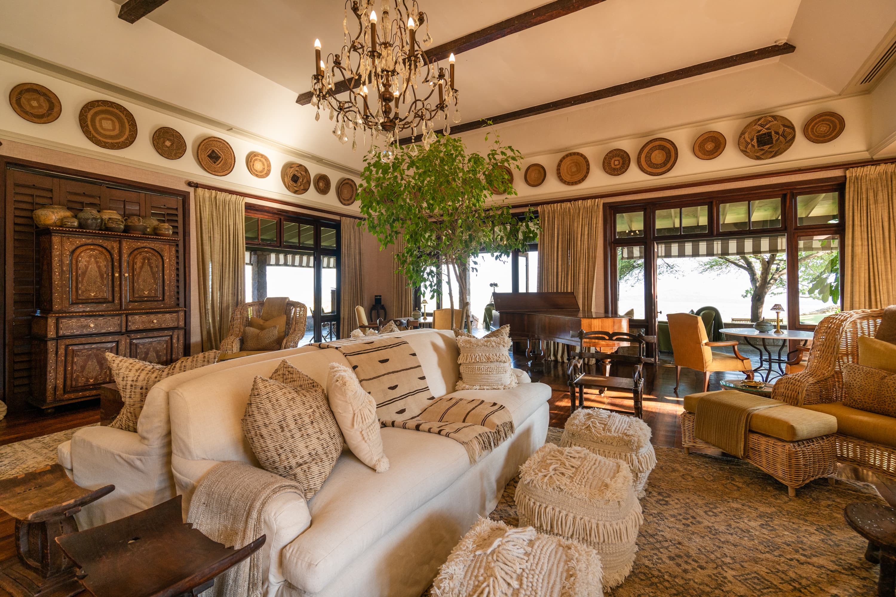Sasakwa Lodge Main Lounge Area Osse Sinare